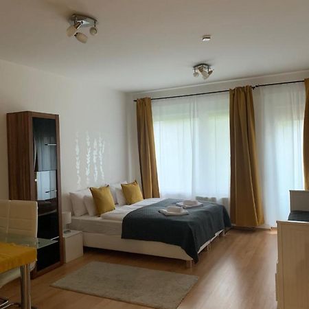 Corvin Fontana Apartment Budapest Exterior photo